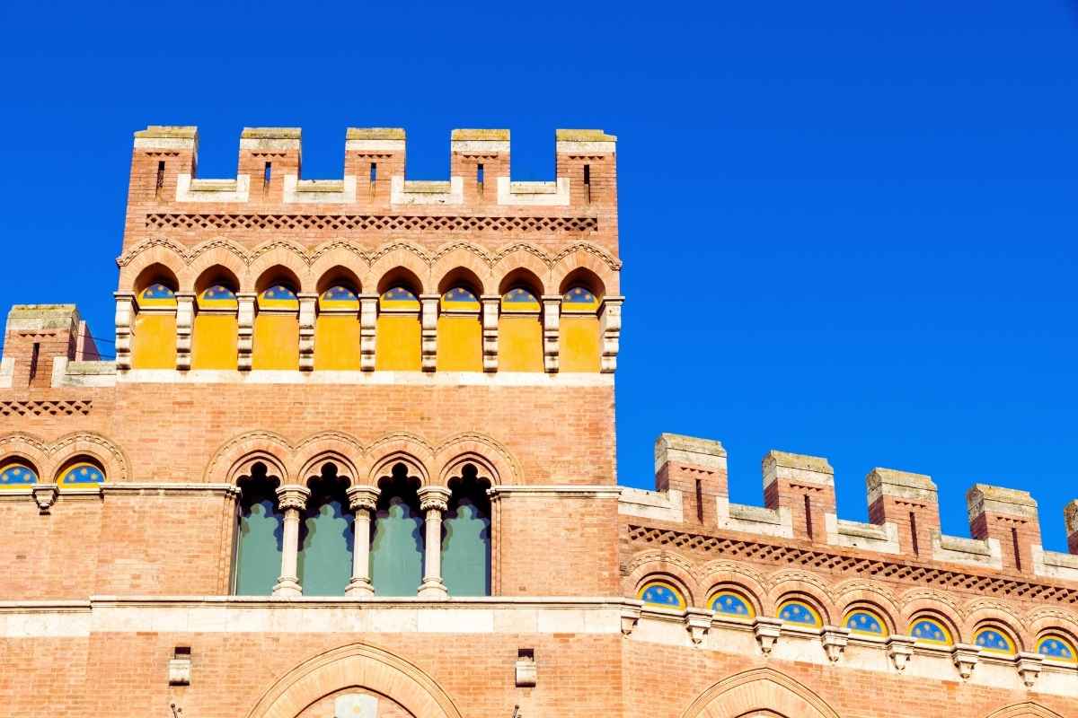 L’icona di Grosseto: il Palazzo Aldobrandeschi tra leggenda e bellezza