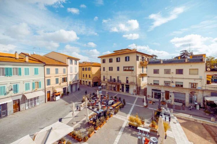 Piazza del Sale a Grosseto: da antico mercato a punto di ritrovo